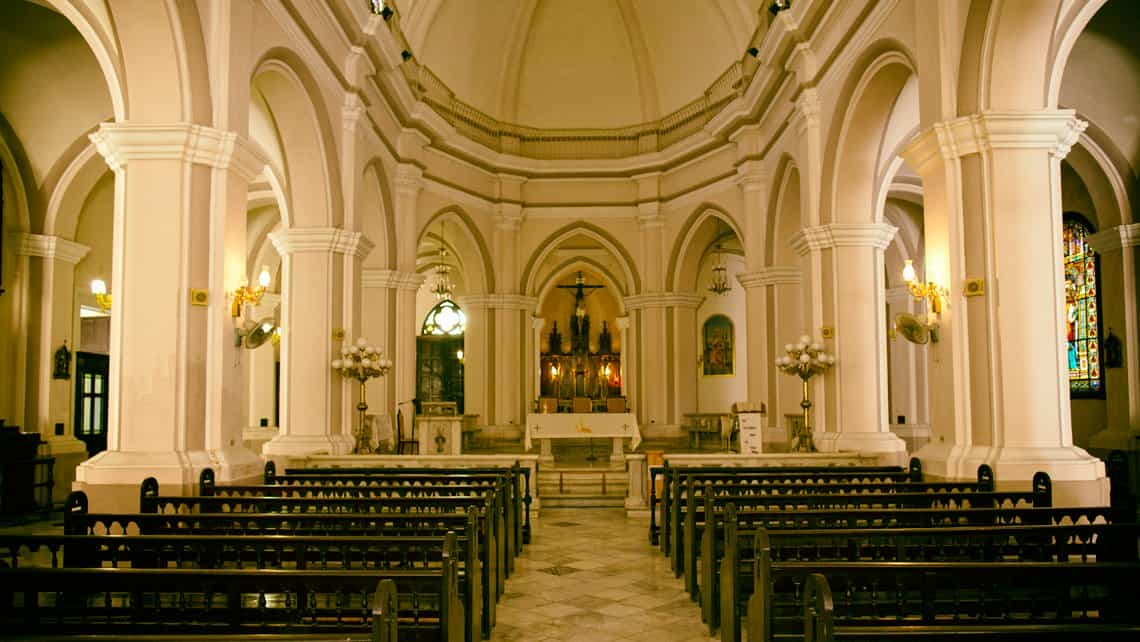 Interior de la Iglesia del Santo Angel Custodio