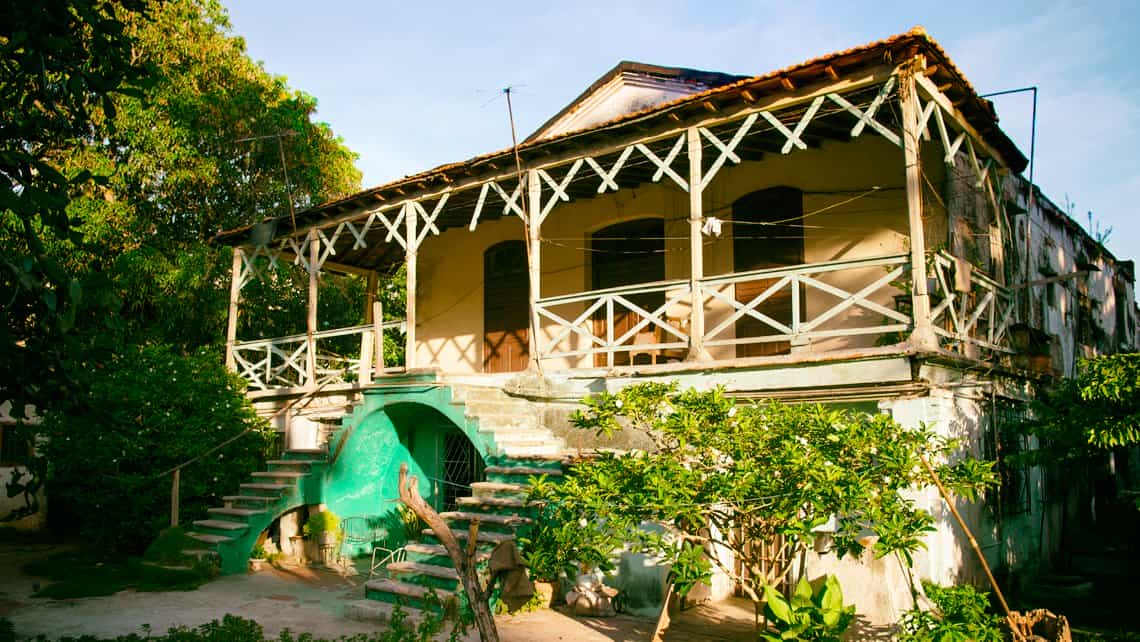 Antigua casa de Dulce María Loynaz en Linea y 14, Vedado