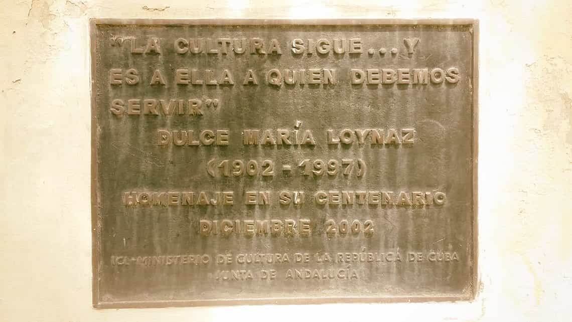 Centro Cultural Dulce María Loynaz, placa fundacional