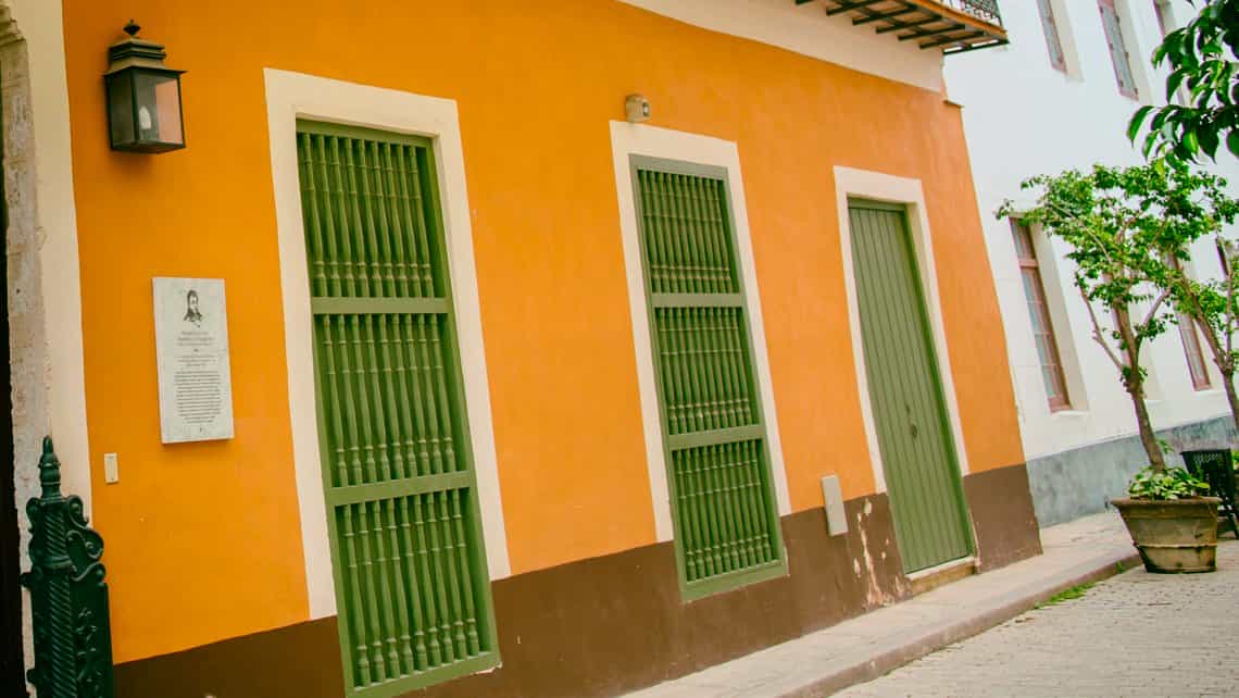 Edificios coloniales de la calle Amargura de la Habana Vieja