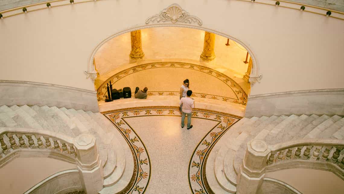 Vista del bello vestibulo del Gran Teatro de La Habana Alicia Alonso