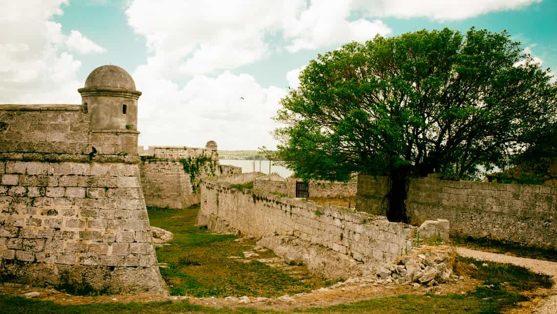 El Castillo de San Severino en la ciudad de Matanzas protege la localidad y la bahia del mismo nombre
