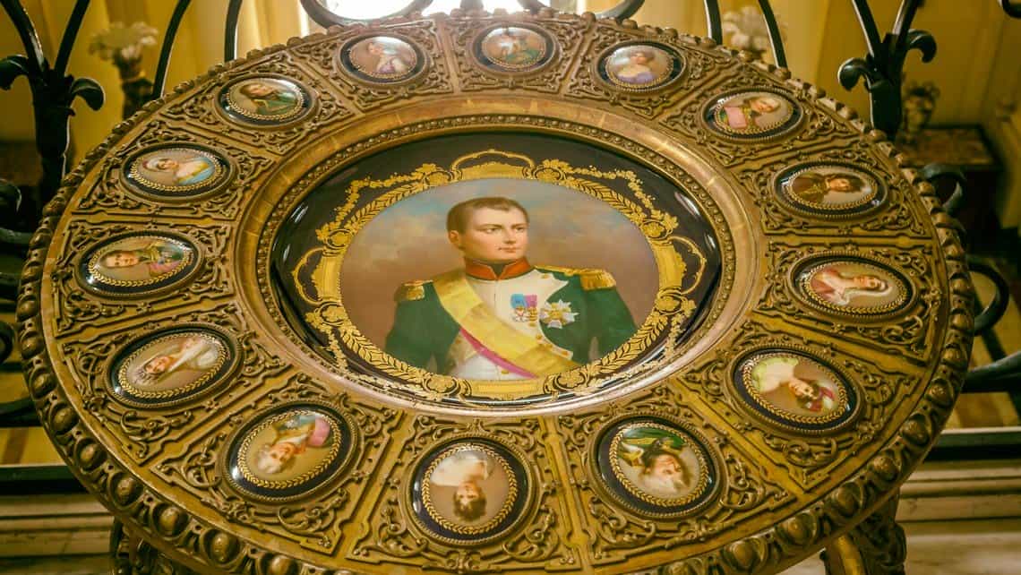 Gran medallon con la imagen de Napoleon