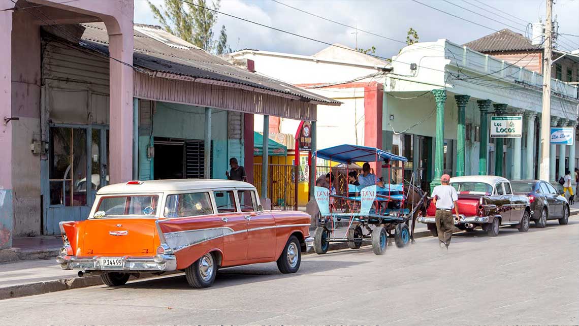 Poblado de Banes en Cuba