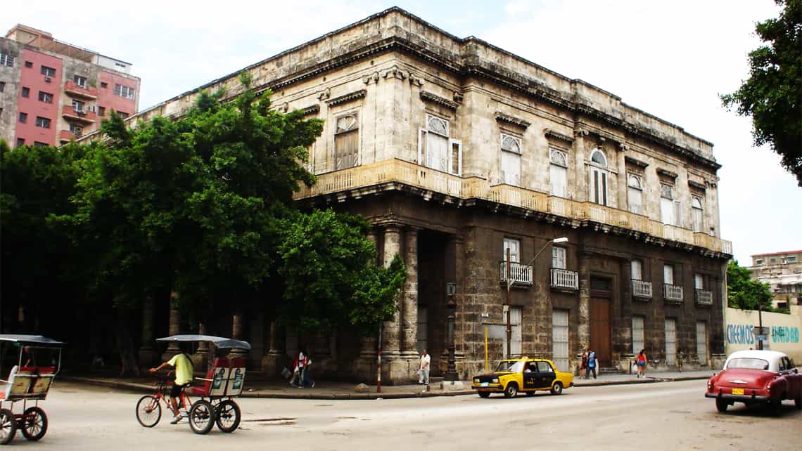 Palacio de Aldama exponente de La Habana neoclasica