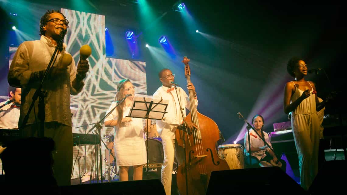 Orquesta deleita al publico durante el Havana World Music