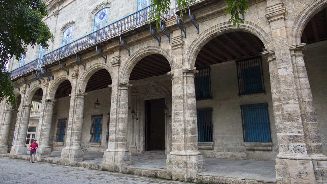 Fachada del Palacio del Segundo Cabo