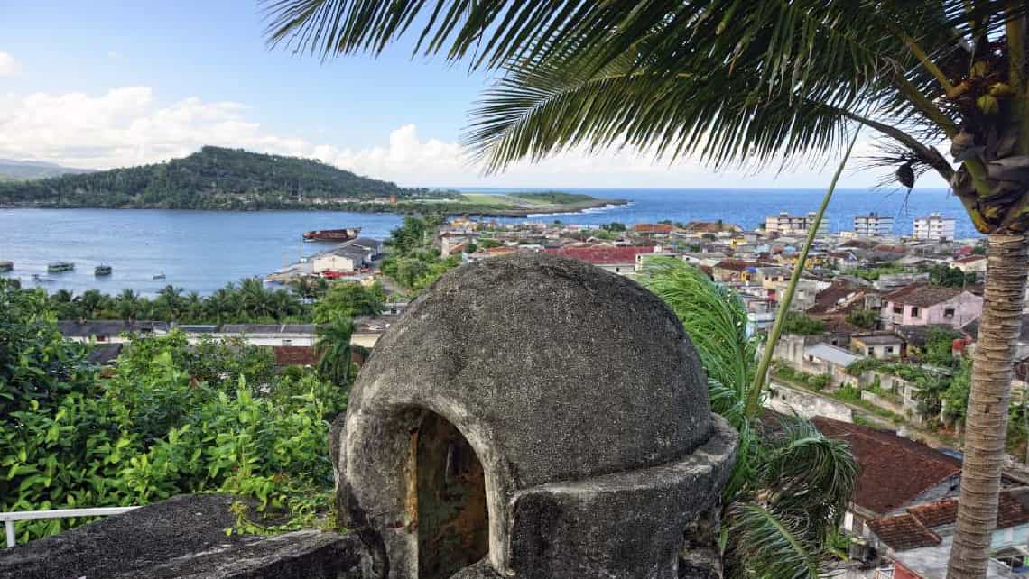 Hermosa vista de la ciudad de Baracoa 