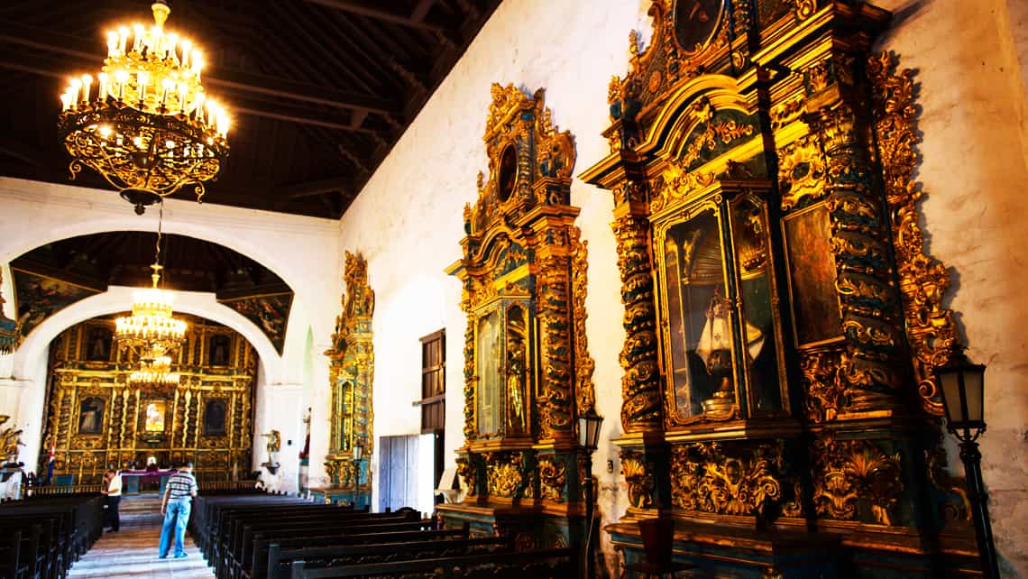 Interior de la Catedral de los campos de Cuba