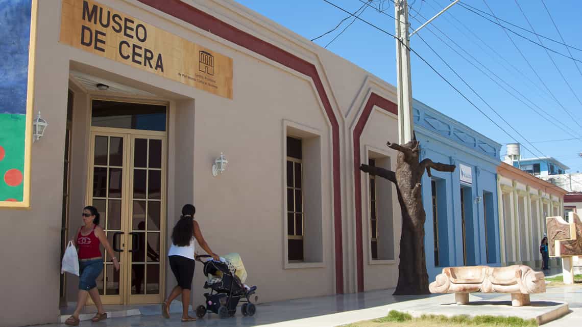 Museo de Cera en la ciudad de Bayamo, único de su tipo en Cuba