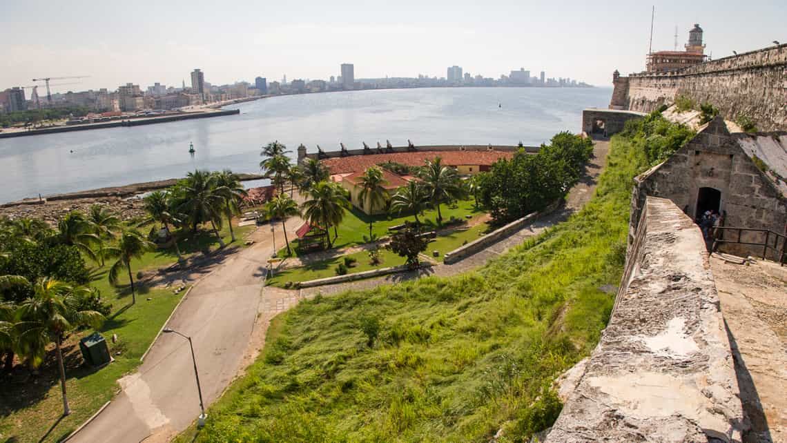 Vista Panorámica de La Habana desde las fortaleza Morro-Cabaña