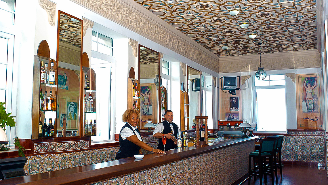 Uno de los bares del Hotel Sevilla