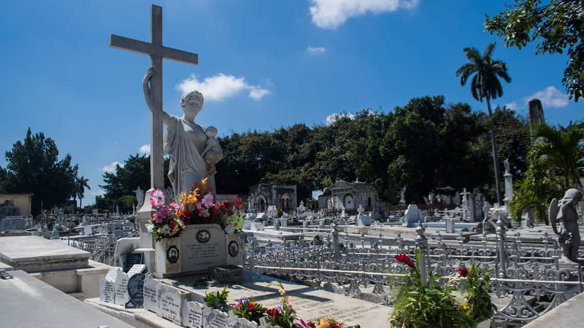 La Milagrosa, Cementerio Colon de La Habana