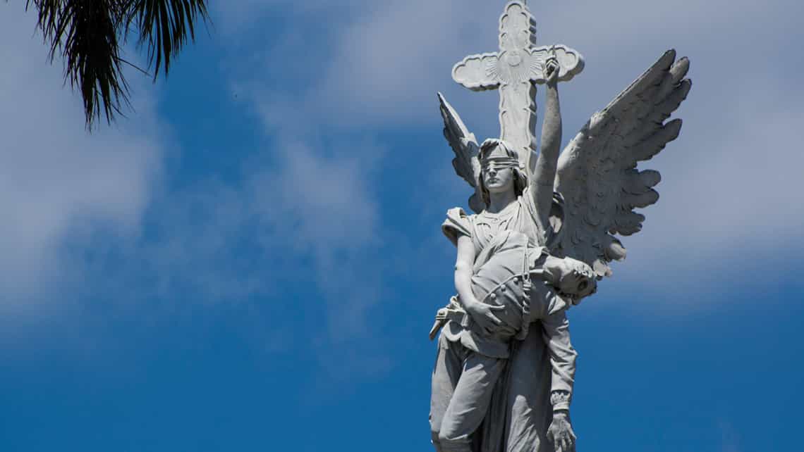 Monumento a los Bomberos, Cementerio Colon, La Habana