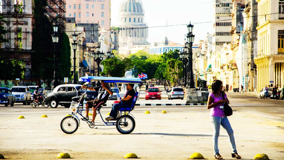 Barrios de Cuba Paseo del Prado, La Habana Vieja, Cuba