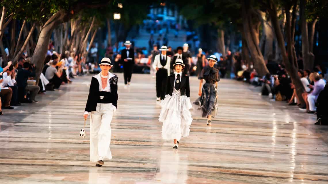 Desfile de Chanel en el Paseo del Prado