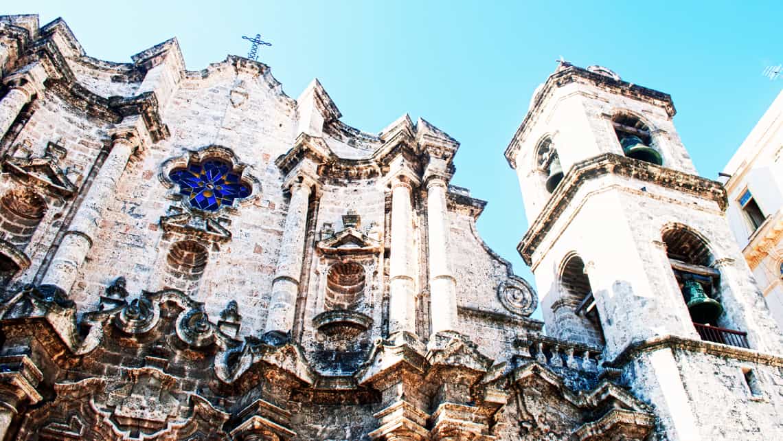 Vista de la fachada barroca de la Catedral de La Habana