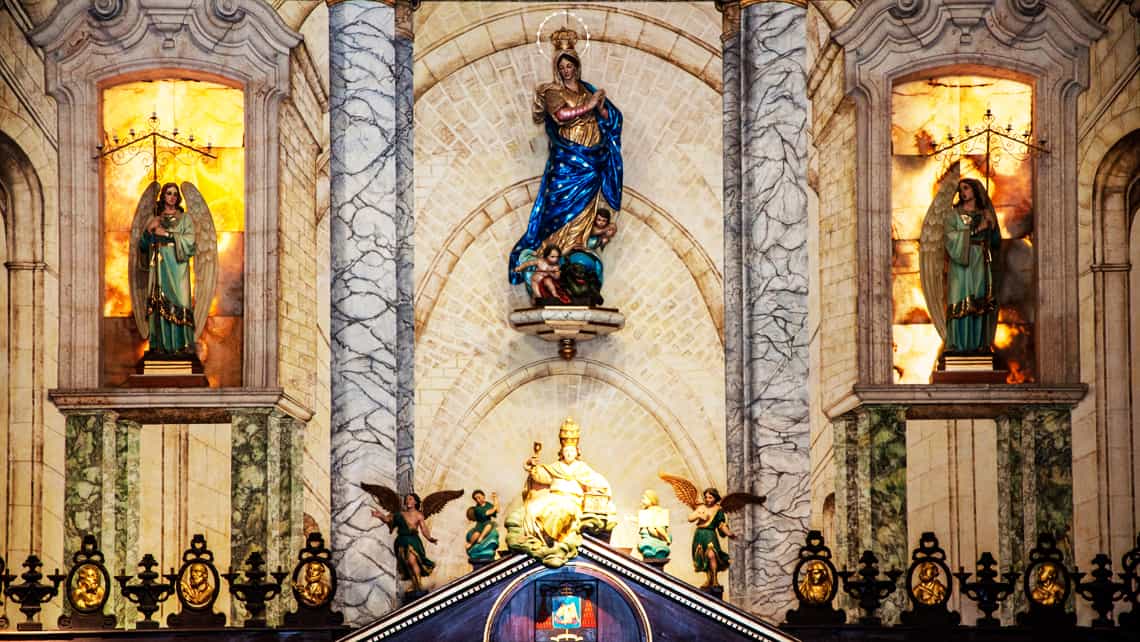 Detalles del Altar Mayor de la Catedral de La Habana