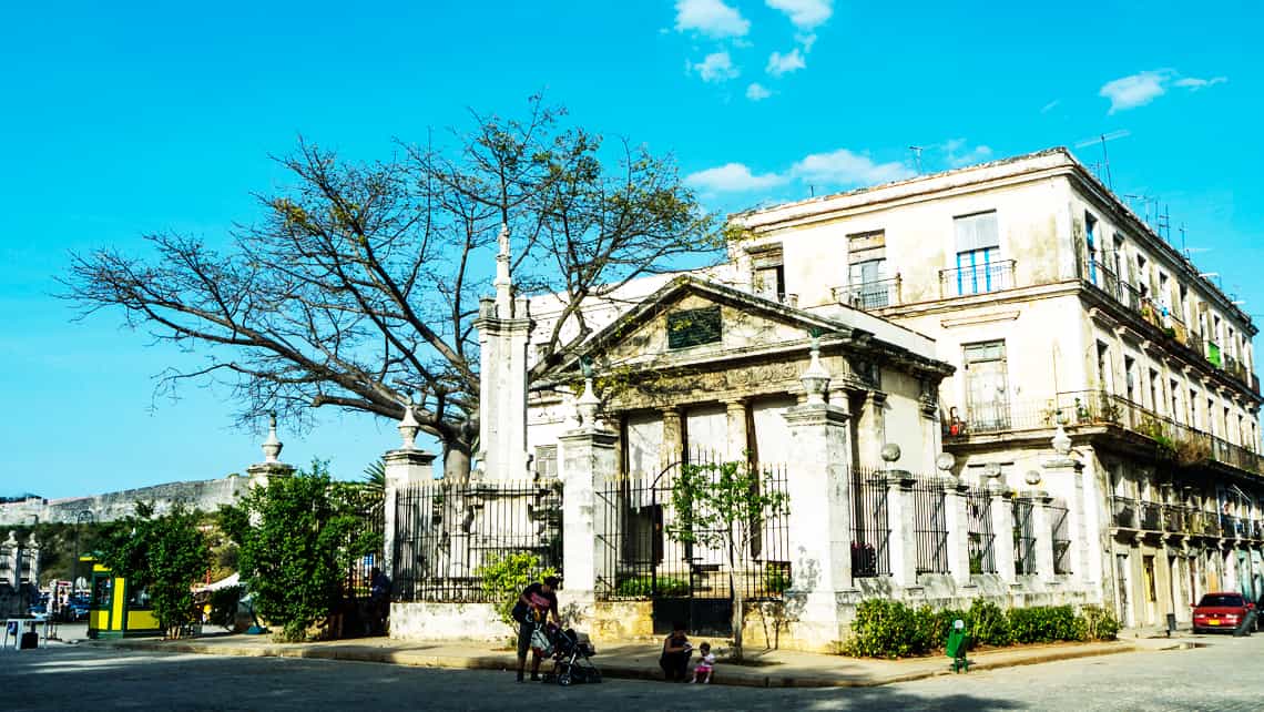 El Templete, Plaza de Armas, Habana