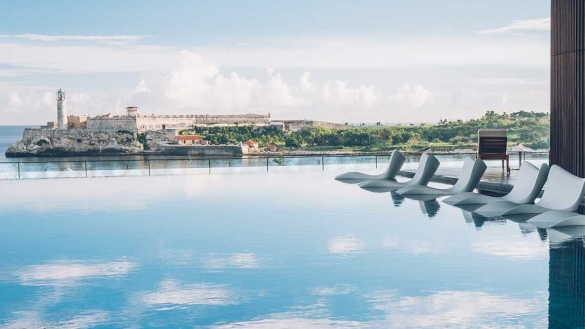 Cinco piscinas en La Habana