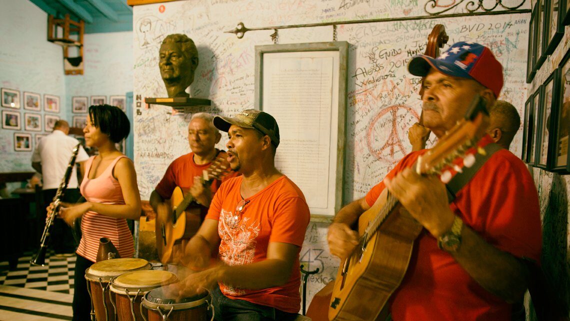La gastronomía y la música popular cubana