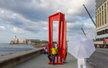 La Bienal de La Habana en El Malecón