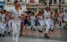 Aprende a bailar con la soltura como los cubanos