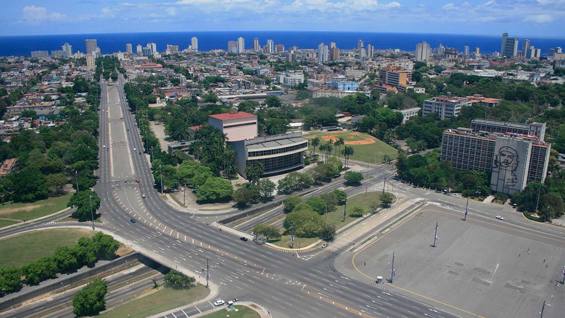 Avenida Paseo en La Habana