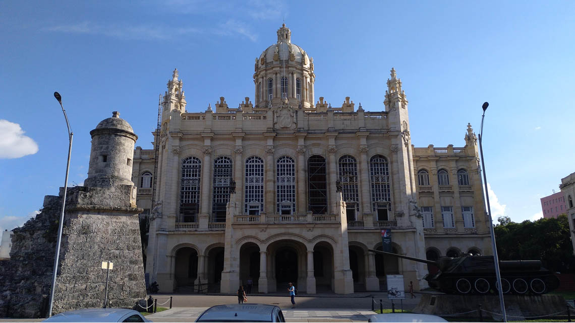 Museo de La Revolución, Cuba