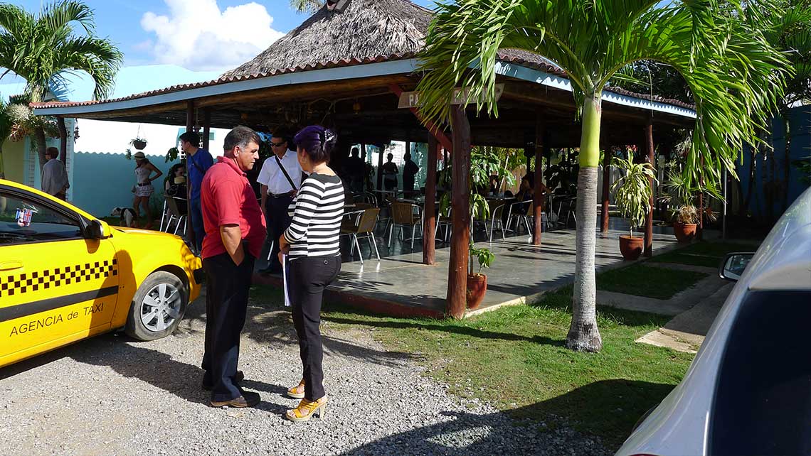 Taxi compartido para viajar a Cayo Jutías, Cuba