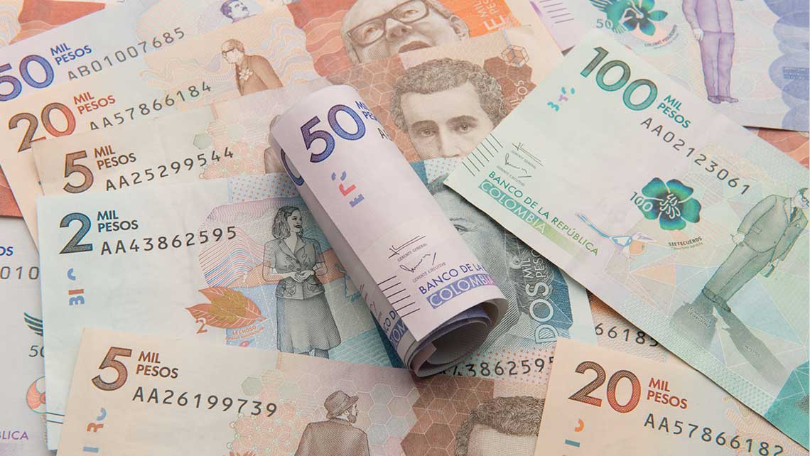 Pesos colombianos