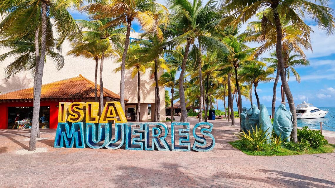 Isla Mujeres: cómo llegar, mejores playas y qué hacer en un día desde Cancún